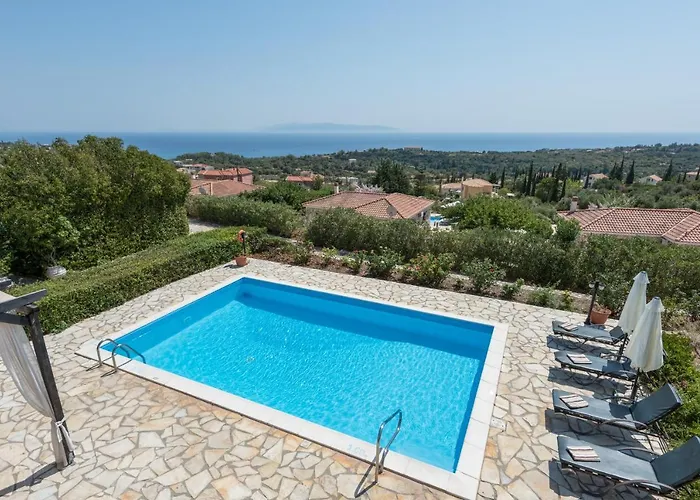 Villa Trapezaki Garden *