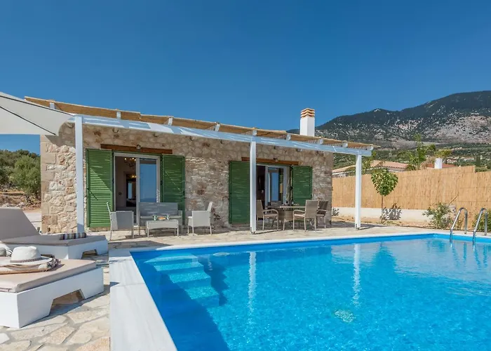 Trapezaki Garden * Mousata