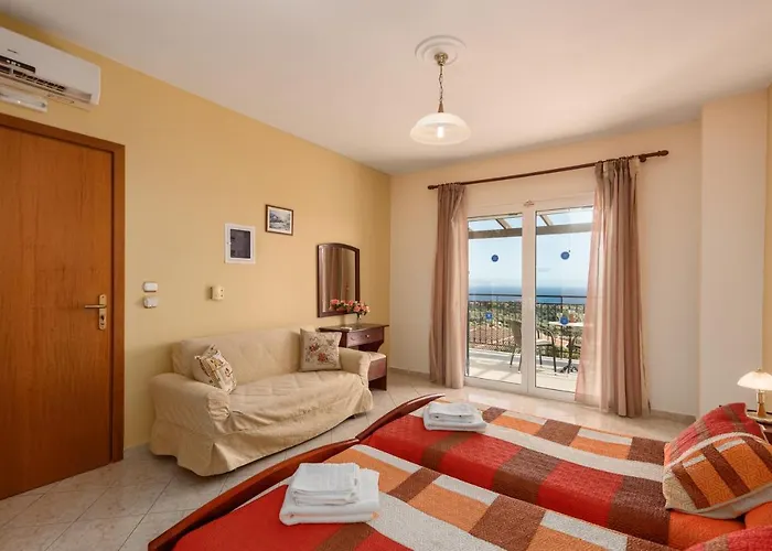 Villa Trapezaki Garden