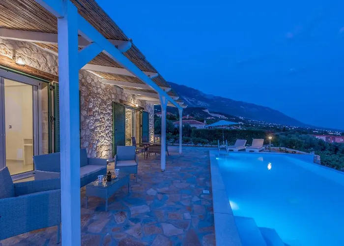 Villa Trapezaki Garden Mousata