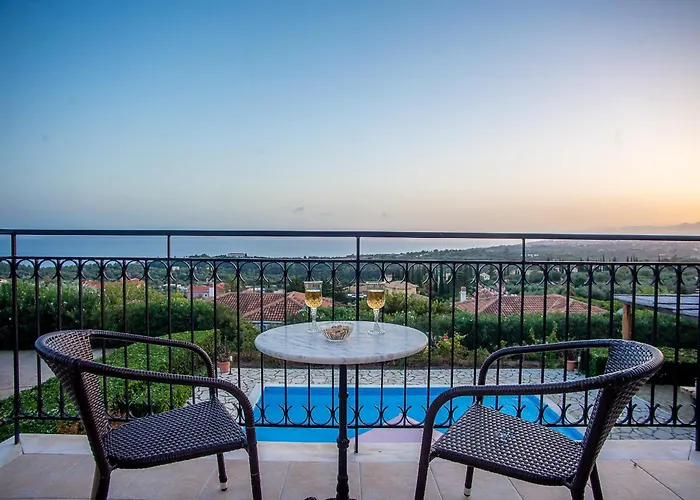 Trapezaki Garden Villa Mousata