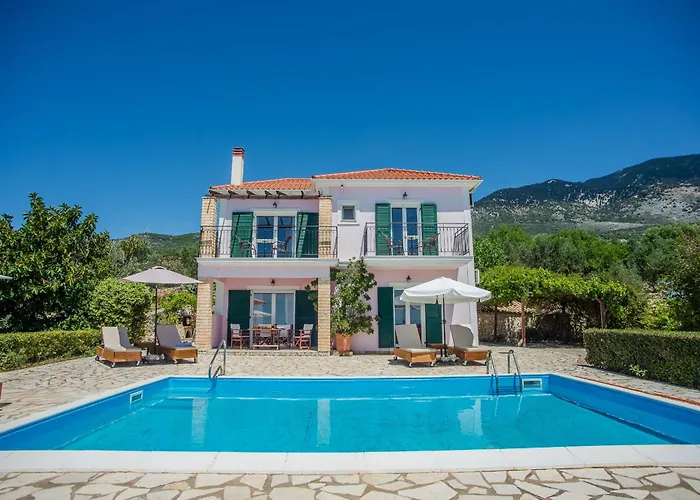 Trapezaki Garden Villa Mousata