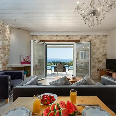 Trapezaki Garden * Mousata