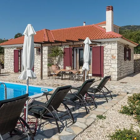 Βίλα Trapezaki Garden *