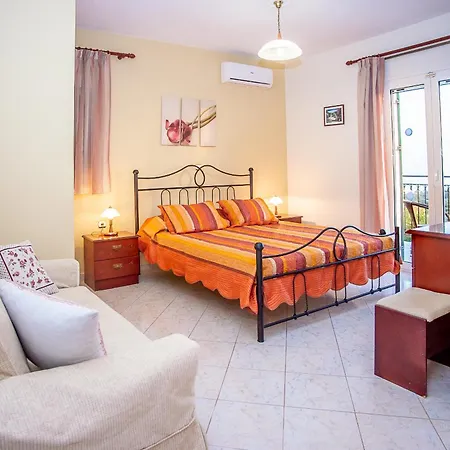 Βίλα Trapezaki Garden