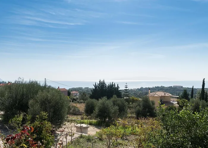 Villa Trapezaki Garden