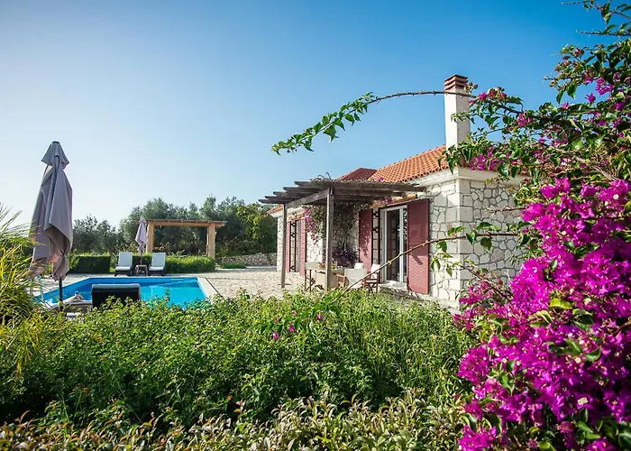 Trapezaki Garden Mousata