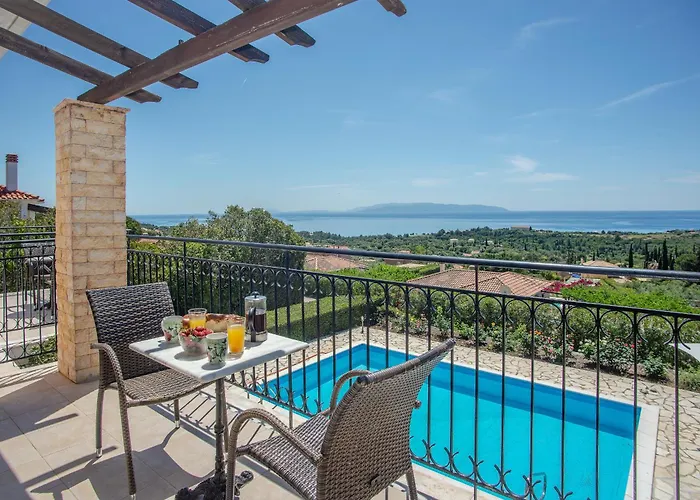 Trapezaki Garden Villa *