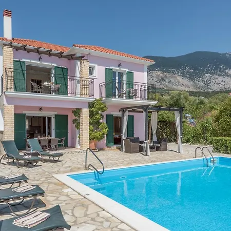 וילה Trapezaki Garden *