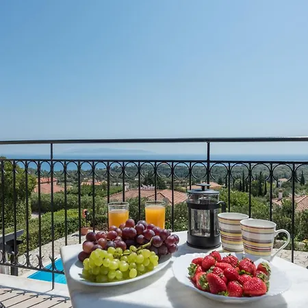 וילה Trapezaki Garden *