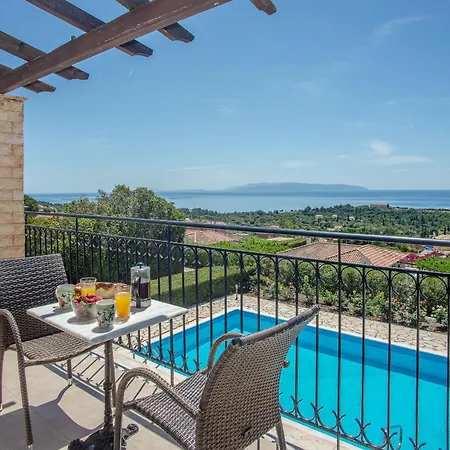 Trapezaki Garden וילה *